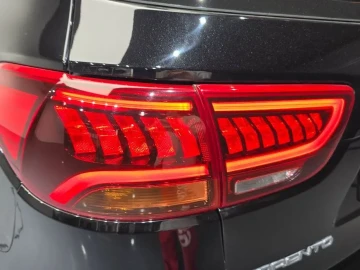 2017 Kia Sorento с пробегом 143 483 км