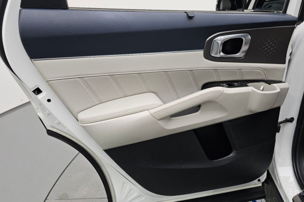 2024 Kia Sorento с пробегом 94 093 км