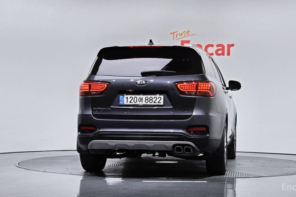 2018 Kia Sorento с пробегом 122 872 км