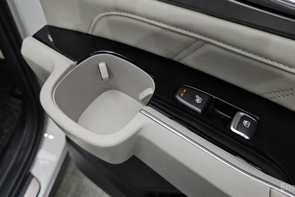 2024 Kia Sorento с пробегом 94 093 км