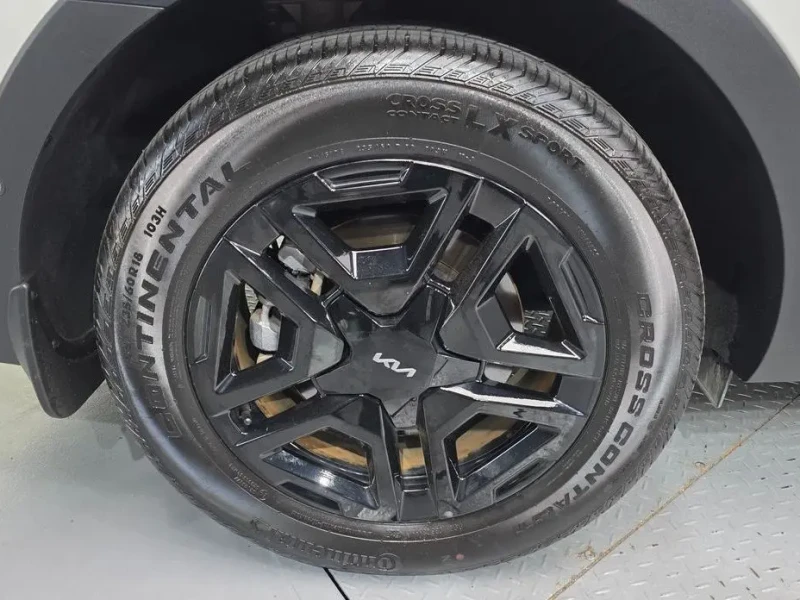 2024 Kia Sorento с пробегом 31 141 км