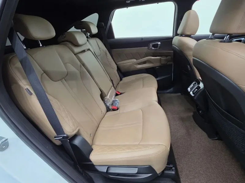 2024 Kia Sorento с пробегом 31 141 км