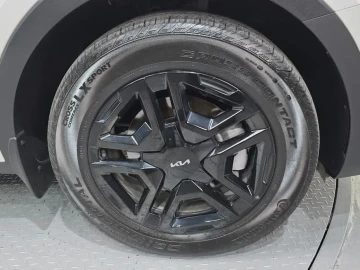 2024 Kia Sorento с пробегом 31 141 км