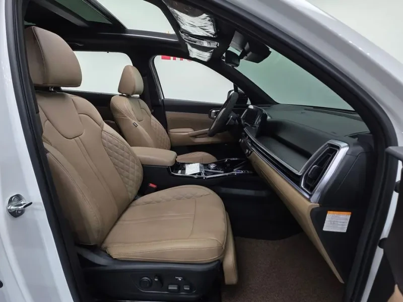 2024 Kia Sorento с пробегом 31 141 км