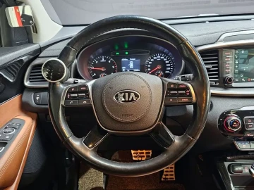2019 Kia Sorento с пробегом 77 583 км