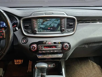 2019 Kia Sorento с пробегом 77 583 км
