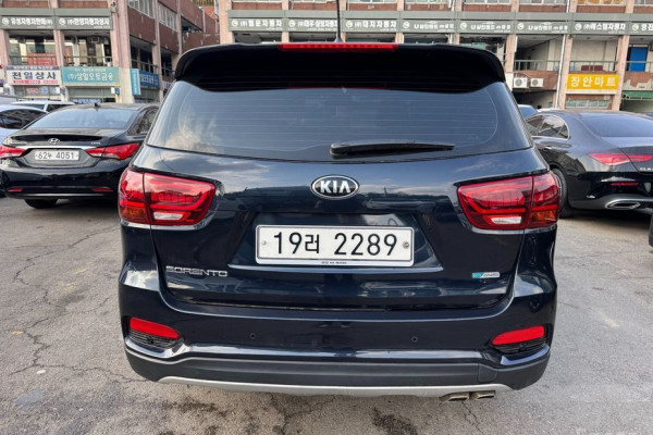 2019 Kia Sorento с пробегом 98 681 км