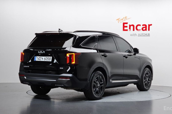 2024 Kia Sorento с пробегом 42 621 км