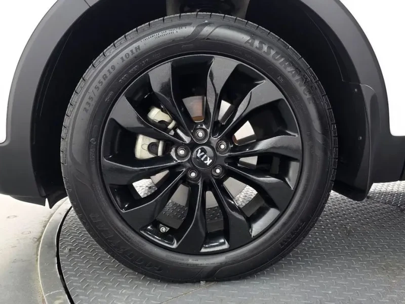 2017 Kia Sorento с пробегом 130 318 км