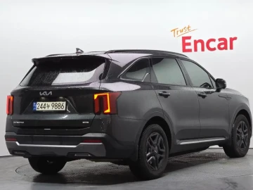 2023 Kia Sorento с пробегом 136 184 км