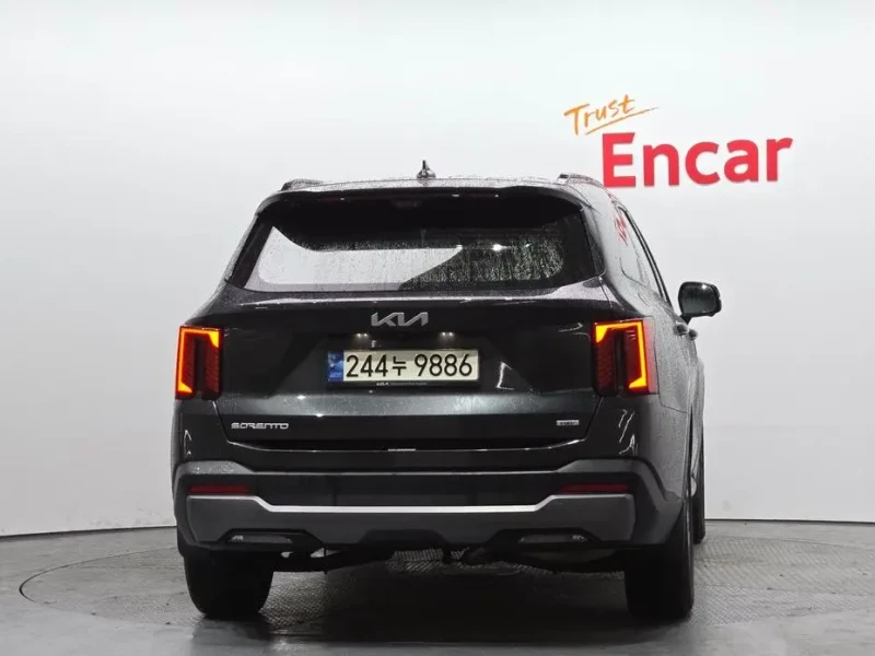 2023 Kia Sorento с пробегом 136 184 км