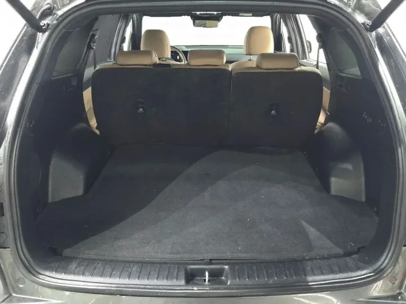 2023 Kia Sorento с пробегом 136 184 км