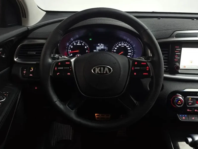 2020 Kia Sorento с пробегом 49 461 км