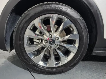 2018 Kia Sorento с пробегом 106 336 км