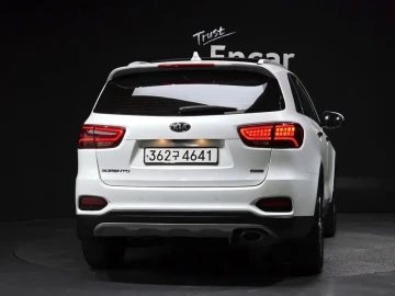 2020 Kia Sorento с пробегом 61 591 км