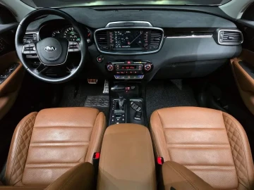 2020 Kia Sorento с пробегом 61 591 км