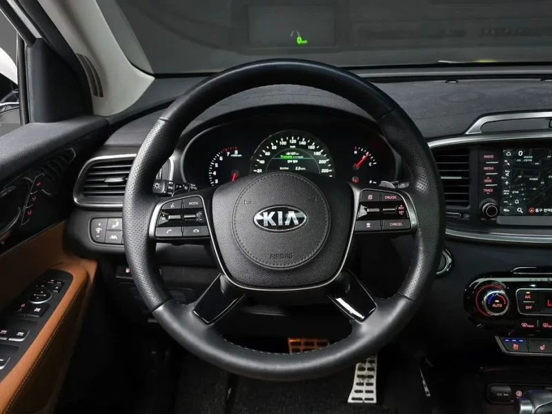 2020 Kia Sorento с пробегом 61 591 км