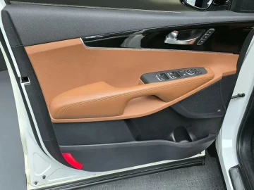 2020 Kia Sorento с пробегом 61 591 км