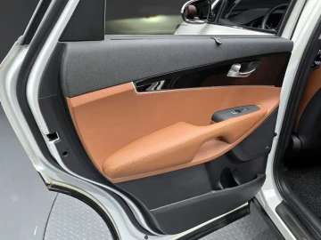 2020 Kia Sorento с пробегом 61 591 км