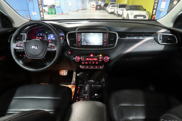 2018 Kia Sorento с пробегом 161 305 км