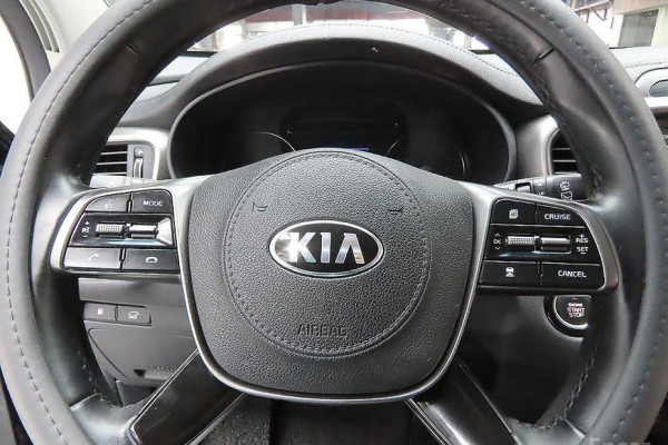 2019 Kia Sorento с пробегом 83 069 км