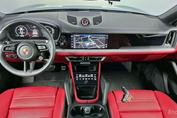 2025 Porsche Cayenne с пробегом 2 342 км