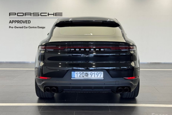 2025 Porsche Cayenne с пробегом 14 070 км
