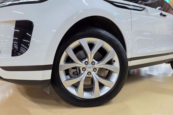 2023 Land Rover Range Rover Evoque с пробегом 33 800 км