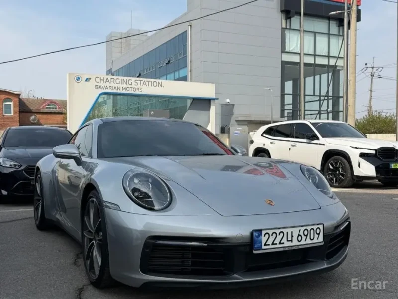 2024 Porsche 911 с пробегом 17 000 км