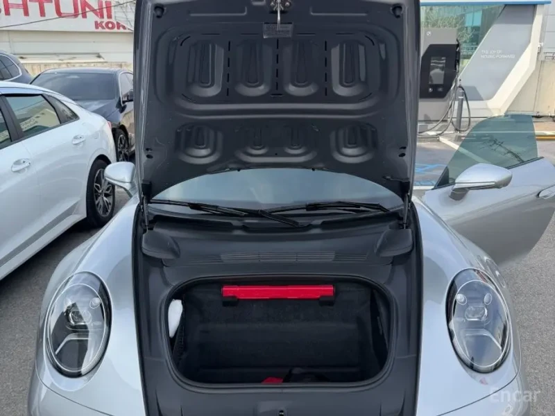 2024 Porsche 911 с пробегом 17 000 км