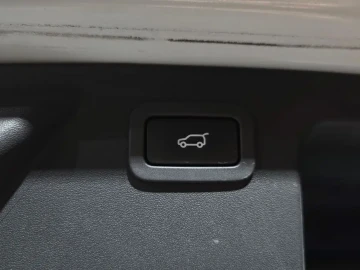 2017 Land Rover Discovery Sport с пробегом 167 695 км