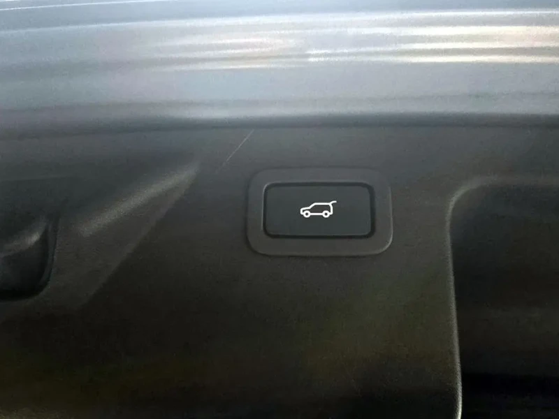 2018 Land Rover Discovery Sport с пробегом 99 902 км