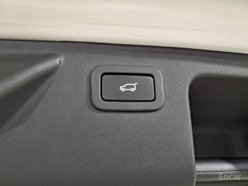2019 Land Rover Discovery Sport с пробегом 127 896 км