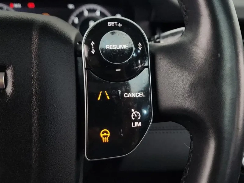 2020 Land Rover Discovery Sport с пробегом 37 216 км
