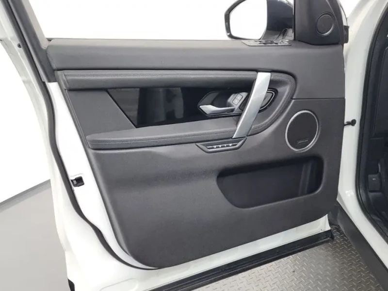 2020 Land Rover Discovery Sport с пробегом 37 216 км