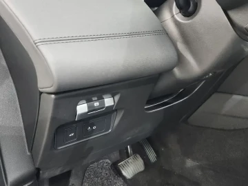 2020 Land Rover Discovery Sport с пробегом 37 216 км