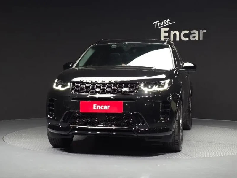 2025 Land Rover Discovery Sport с пробегом 303 км