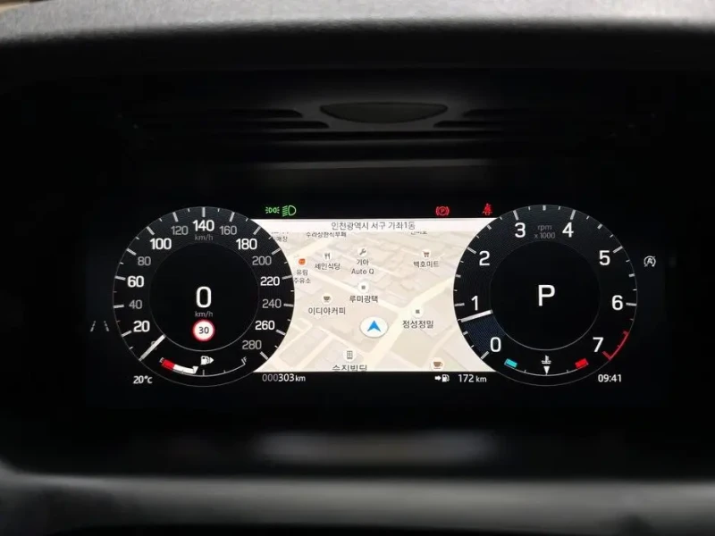 2025 Land Rover Discovery Sport с пробегом 303 км