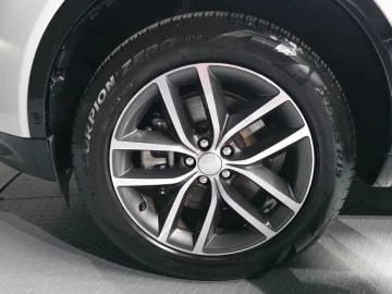 2025 Land Rover Discovery Sport с пробегом 22 833 км