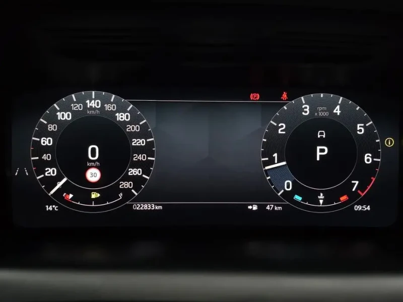 2025 Land Rover Discovery Sport с пробегом 22 833 км