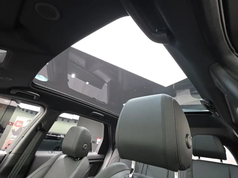 2025 Land Rover Discovery Sport с пробегом 5 633 км