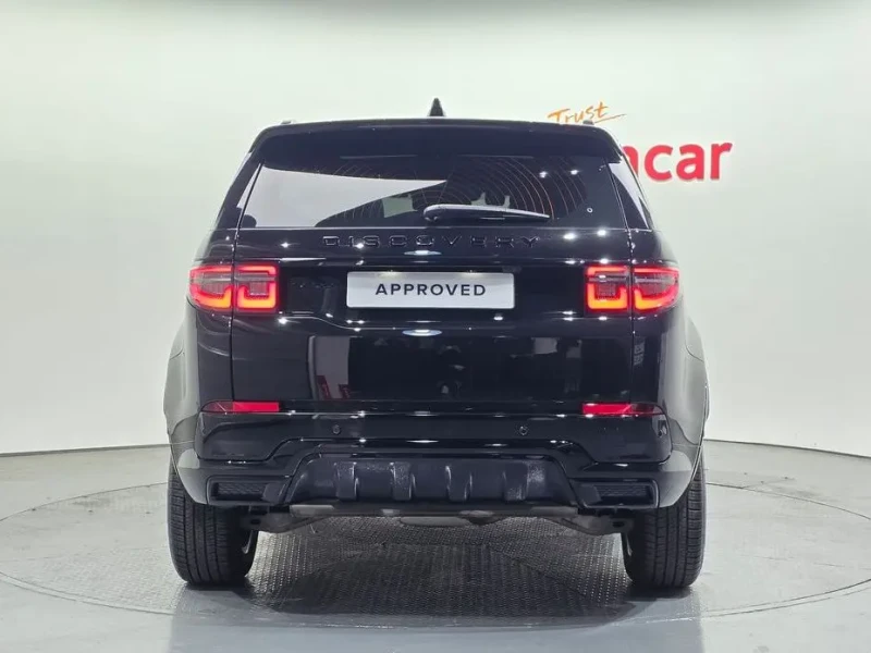 2025 Land Rover Discovery Sport с пробегом 10 710 км