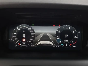 2025 Land Rover Discovery Sport с пробегом 10 710 км