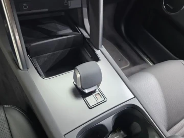 2025 Land Rover Discovery Sport с пробегом 10 710 км