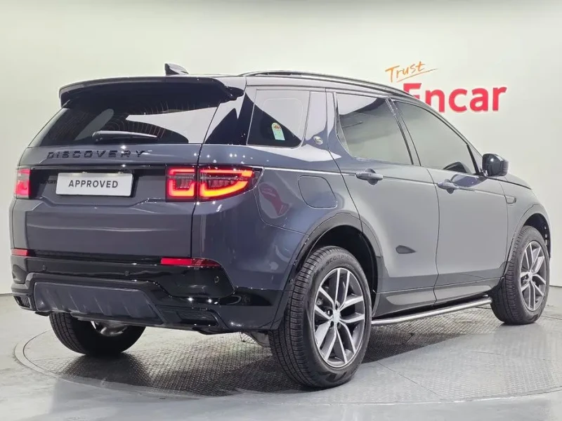 2025 Land Rover Discovery Sport с пробегом 3 968 км