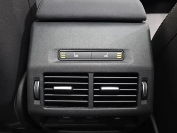 2025 Land Rover Discovery Sport с пробегом 3 968 км