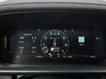 2022 Land Rover Discovery с пробегом 35 391 км