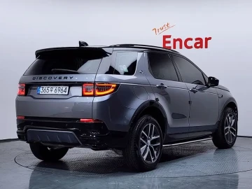 2025 Land Rover Discovery Sport с пробегом 10 871 км