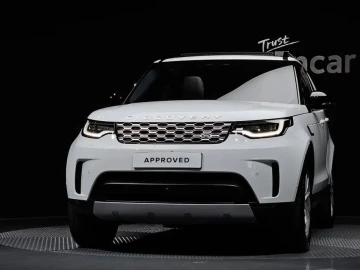 2025 Land Rover Discovery с пробегом 15 823 км