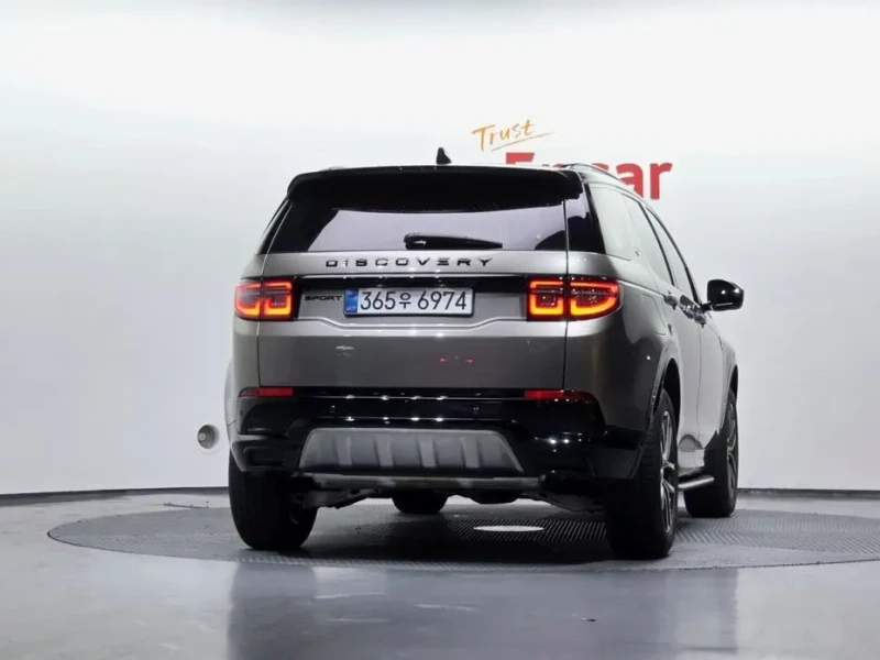2025 Land Rover Discovery Sport с пробегом 3 592 км